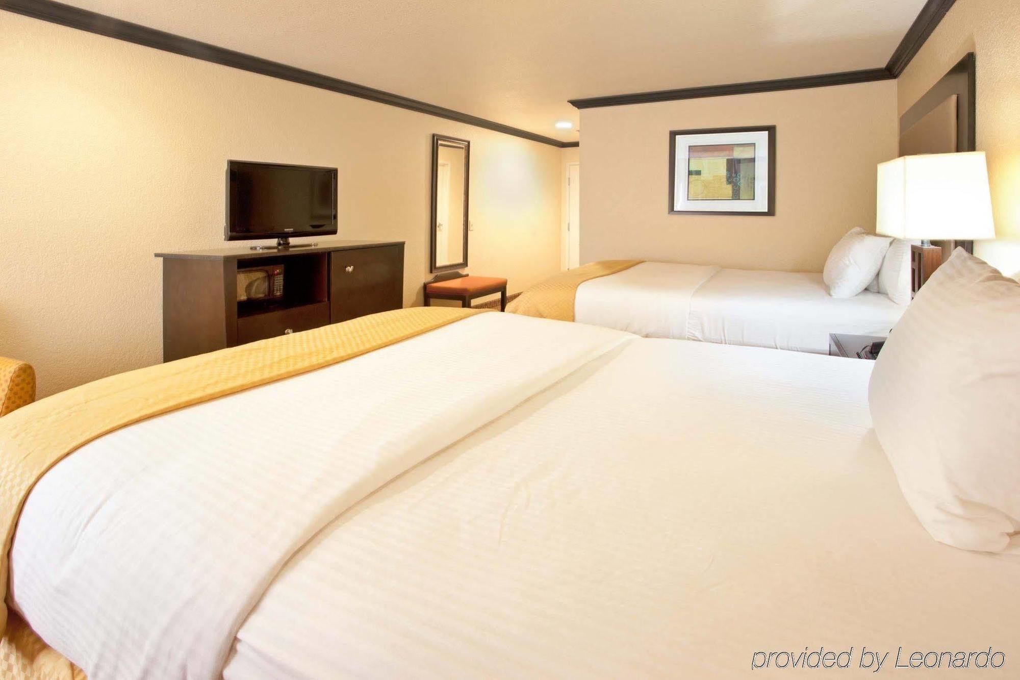 Spark By Hilton Brandon Esterno foto